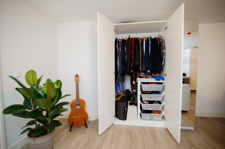 Organizing your wardrobe - A dreaded task or something that brings you joy?